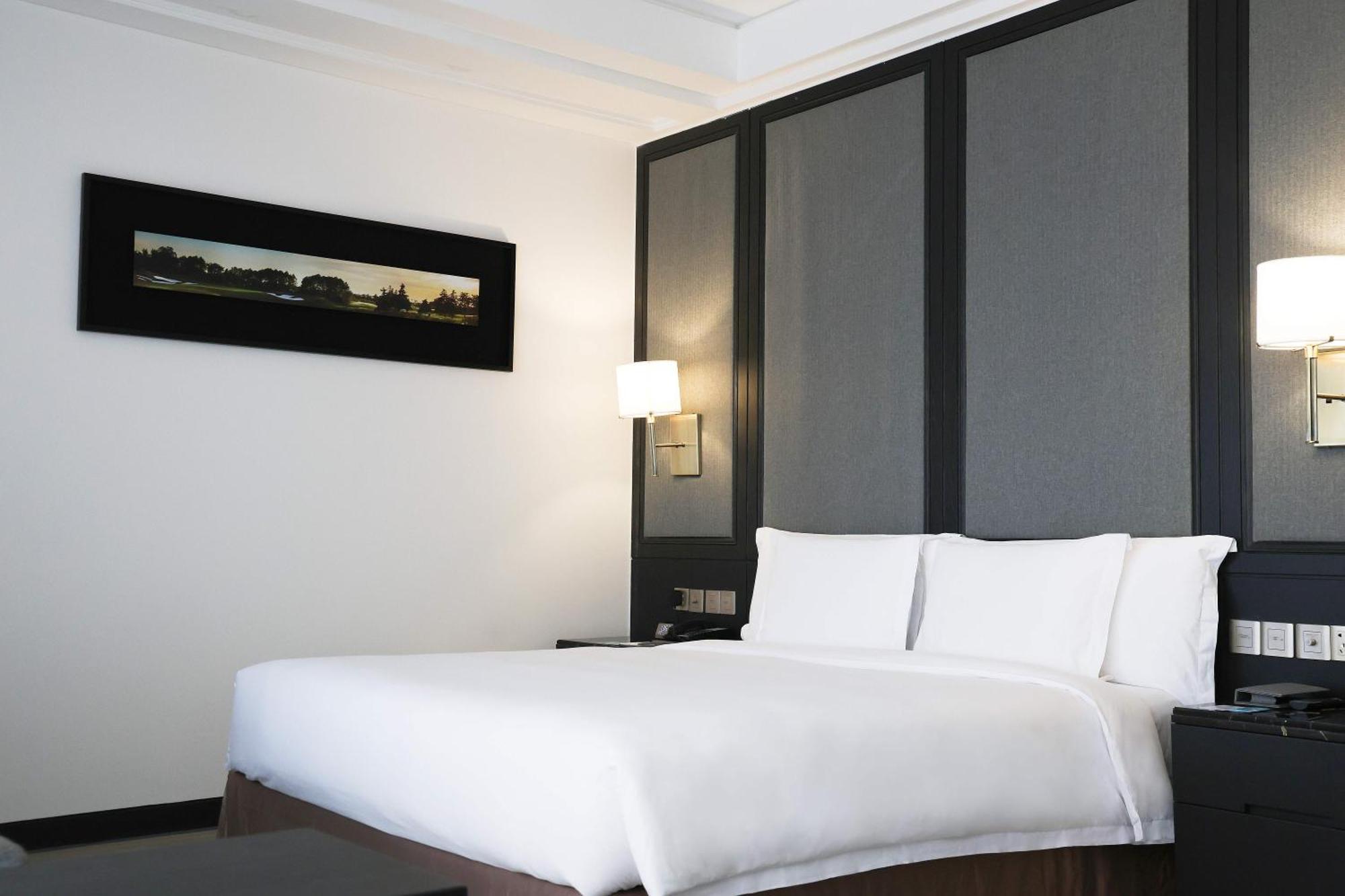 Crowne Plaza Shanghai Anting-Auto City - 15 Minutes Drive To F1 Jiading Exteriör bild